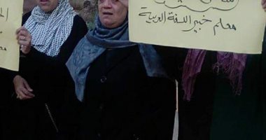 معلمو وطلاب مدرسة جمال صابر بدمياط يطالبون بالإفراج عن معلم التنمر 