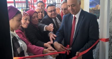 رئيس جامعة الإسكندرية يفتتح "معرض منتجى" بكلية التربية النوعية