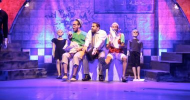 عادل حسان: استمرار عرض مسرحية "مترو" لـ15 ليلة أخرى