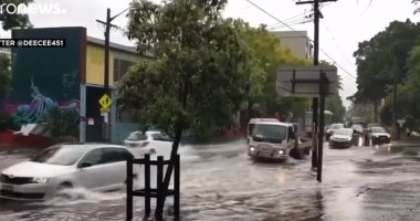 أستراليا تخلى مدينة تاونزفيل الساحلية بسبب الفيضانات