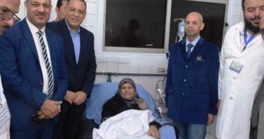محافظ الشرقية ونائب وزير الصحة يفتتحان وحدة غسيل كلوى جديدة بمستشفى ديرب نجم