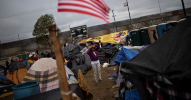 مهاجرون عالقون على الحدود بين المكسيك والولايات المتحدة