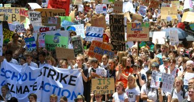 صور.. إضراب فى أستراليا احتجاجا على تقاعس الحكومة بشأن تغير المناخ