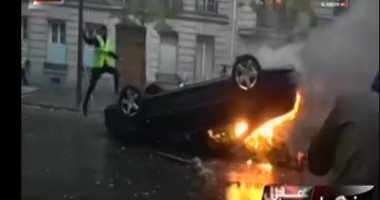 65جريحا فى مواجهات السترات الصفراء بباريس ومحتجون يضرمون النيران بالسيارات