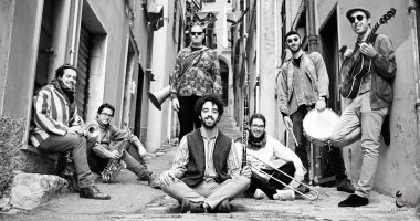الفرقة الفلسطينية ع الرصيف تحتفل بألبومها الجديد فى إيطاليا