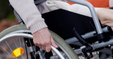 "القومى للإعاقة" يعد تقرير سنوى عن ذوى الاحتياجات الخاصة.. أقرا التفاصيل