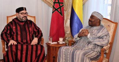 رئيس الجابون يظهر لأول مرة مع العاهل المغربى بعد رحلة علاج طويلة