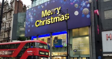 صور.. العاصمة البريطانية لندن تتزين لاستقبال احتفالات "الكريسماس"