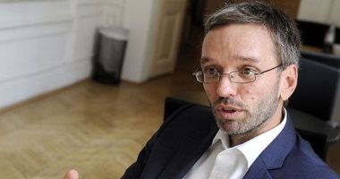 وزير الداخلية النمساوى يعلن إصلاح نظام اللجوء بحلول مارس المقبل
