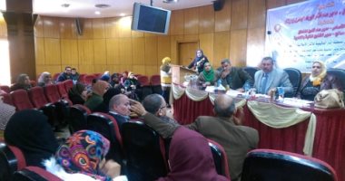 اللجنة النقابية للعاملين بالآثار تعقد اجتماعها الرابع فى مكتبة مصر العامة