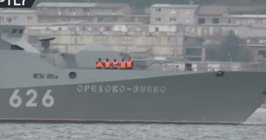 سفينة جديدة مزودة بصواريخ "كاليبر" تدخل ميناء سيفاستوبول بالبحر الأسود