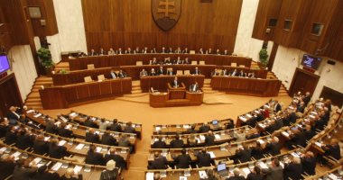 البرلمان السلوفاكى يصوت على تعيين وزير المالية رئيسًا للبنك المركزى