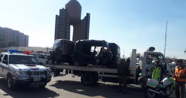 رفع 12 سيارة ودراجة بخارية متروكة فى حملات مرورية بالقاهرة