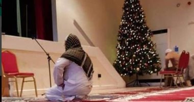 البحث عن حقيقة صورة "شجرة الكريسماس داخل مسجد".. السوشيال ميديا تتساءل