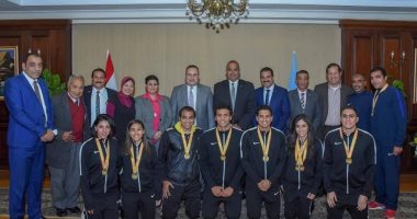 محافظ الاسكندرية يكرم أبطال مصر المشاركين في بطولة العالم للإنقاذ