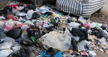 قارئ يشكو امتناع الجهة المتعاقدة مع الحى لجمع القمامة بمنطقة بيجام بشبرا الخيمة