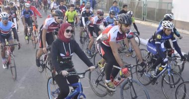 صور.. انطلاق مهرجان الدراجات للجامعات والمعاهد العليا بجامعة قناة السويس