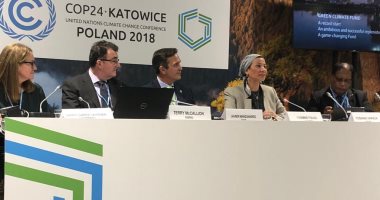 وزيرة البيئة: تطبيق مفاهيم صندوق المناخ الأخضر فى مشروعات الطاقة