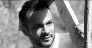 محمد عطية يصور أغنية "بعد التلاتين" من ألبومه الجديد