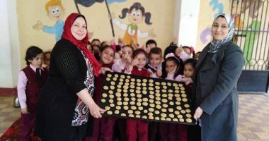 معلمات رياض الأطفال بمدرسة بدمنهور يشاركن بصور محاكاة احتفالات عيد الفطر