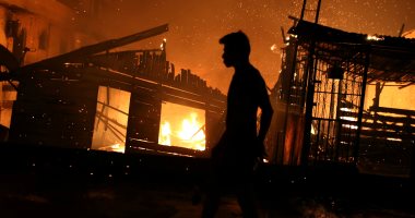 صور.. إجلاء 2000 شخص على الأقل بسبب حريق هائل بضاحية مانوسا بالبرازيل