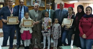 تكريم الطلاب الموهوبين بمدارس دمنهور بالبحيرة