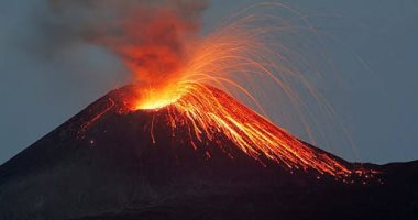 إندونيسيا تعلن حال الطوارئ فى جزيرة سياو بسبب البركان