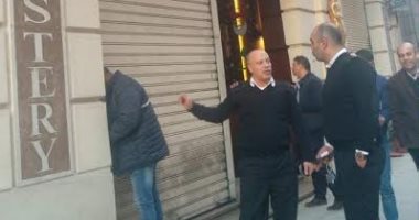 غلق مطعم شهير وسط الإسكندرية لتسببه فى خطر داهم على الصحة