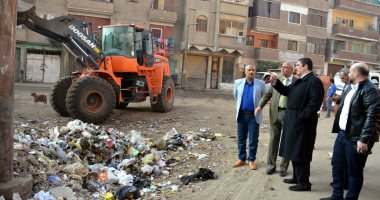 محافظ القليوبية يتفقد أعمال رفع تراكمات القمامة ومنظومة النظافة بطوخ