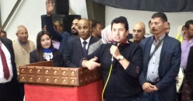 وزير الشباب والرياضة يلتقي شباب محافظة الفيوم في حوار مفتوح