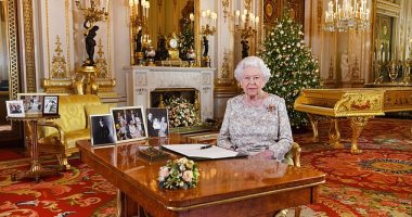 هجوم على ملكة بريطانيا بسبب بيانو ذهب فى خطاب عيد الميلاد.. اعرف التفاصيل