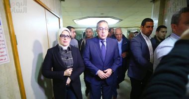 فيديو .. رئيس الوزراء ووزيرة الصحة يزوران مصابى حادث المريوطية الإرهابى
