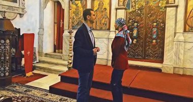 شاهد.. بشار الأسد وزوجته يشاركان السوريين احتفالات عيد الميلاد فى الكنيسة