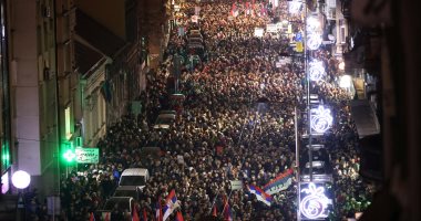 مظاهرة مليونية فى شوارع بلجراد ضد الرئيس الصربى