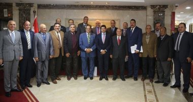 وزير الرياضة يستقبل رئيس"الاوكسا" ورؤساء الاتحادات الأفريقية بمصر