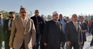 فيديو وصور.. وزير الأوقاف يصل أسيوط للمشاركة فى فعاليات اليوم العالمى للغة العربية