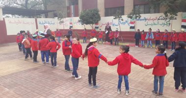 طلاب مدرسة الإمام الشافعى يقدمون مسرحية أم الشهيد.. ويؤكدون: جيش مصر لن ينكسر