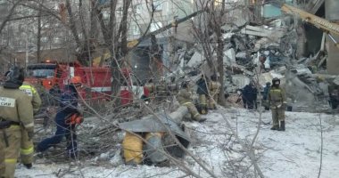ارتفاع حصيلة ضحايا انهيار مبنى سكنى غرب روسيا لـ 7 قتلى
