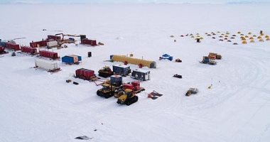 علماء يحفرون بحيرة غامضة مدفونة تحت 3500 قدم بالقارة القطبية الجنوبية