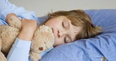 للماميز.. لو طفلك بيصحى من النوم كل شوية نصائح طبية تفيدك