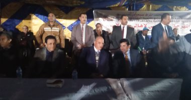 وزير الشباب ومحافظ القاهرة يشهدان مبارايات لكرة القدم بالاسمرات