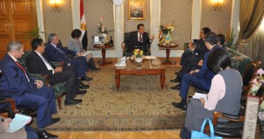 وزير التعليم العالى يبحث مع سفير كازاخستان دعم التعاون العلمى