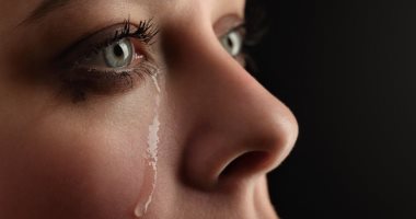 لماذا البكاء يكون مفيدا لصحتك؟ اعرف السبب