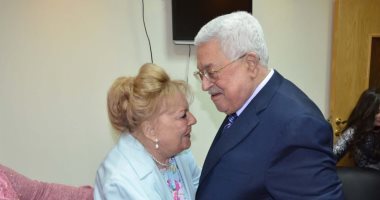 10 صور من كواليس تكريم الرئيس الفلسطينى لـ نادية لطفى