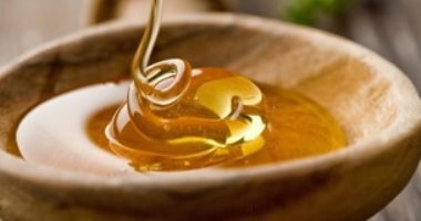 فوائد العسل الأبيض كثيرة منها علاج السعال 
