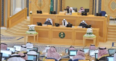 صحيفة الرياض: الشورى السعودى يوصى بفرض رسوم وضرائب على الشركات الأجنبية لخدمات البث