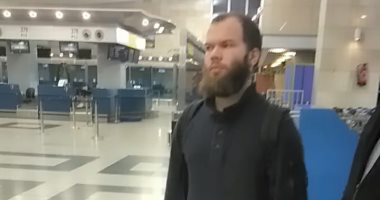 فيديو وصور.. ترحيل ألمانى من مطار القاهرة وضبط آخر لانتمائهما لتنظيم داعش الإرهابى