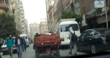 قارئ يشكو من انتشار عربات الكارو بشارع محمد فريد بمنطقة وسط البلد