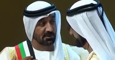 فوز أحمد بن سعيد رئيس دبى للطيران بوشاح محمد بن راشد فى جوائز التميز الحكومى