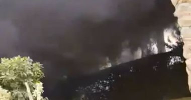 فيديو وصور.. حريق داخل فيلا ومخزن بمدينة العبور دون إصابات